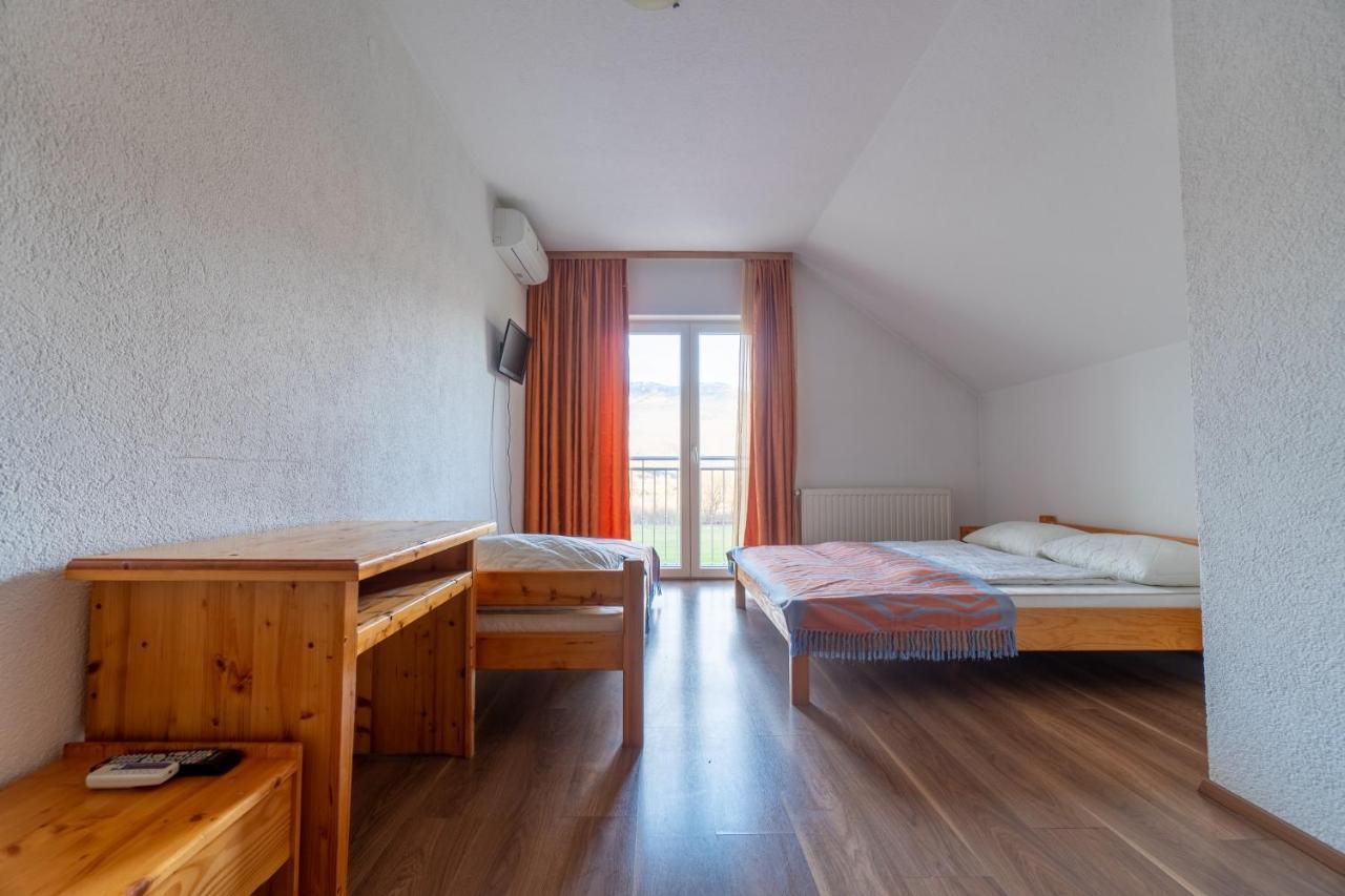 Hotel & Restaurant Babic Vranovaca 외부 사진